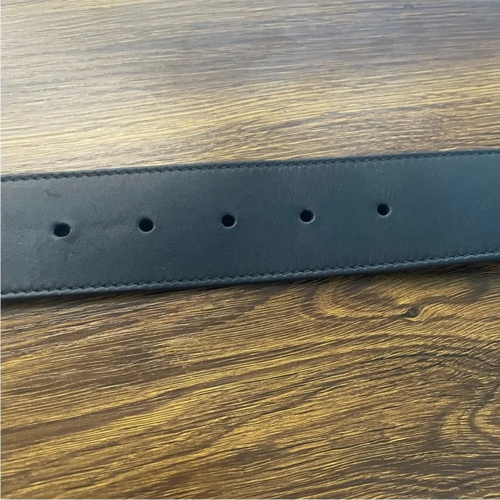 Gucci Black and Gold Leather Belt with Iconic Double G Buckle (thick Gucci belt) - Picture 3 of 14